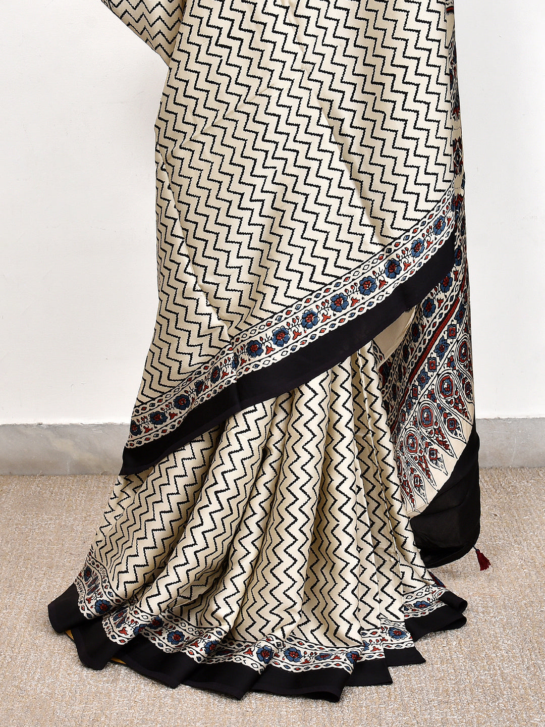 HASMITA : AJRAKH HANDBLOCK MODAL SILK SAREE