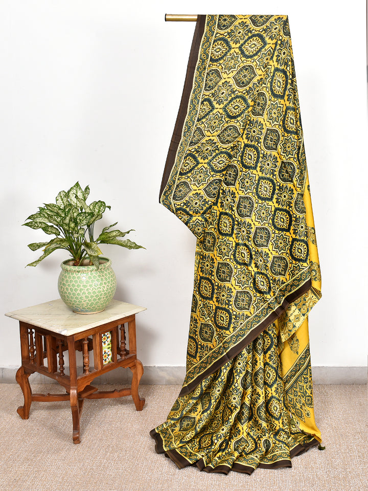 QUEEN : AJRAKH HANDBLOCK MODAL SILK SAREE