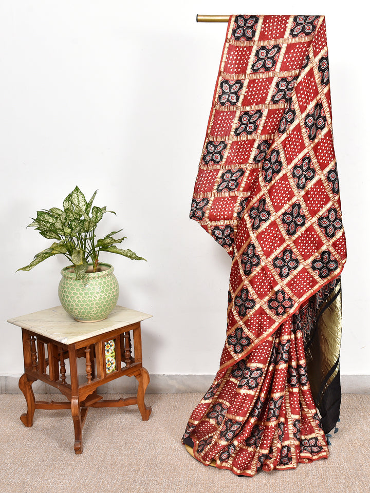 SINDHRI : AJRAKH GHARCHOLA SEMI GAJJI SILK SAREE