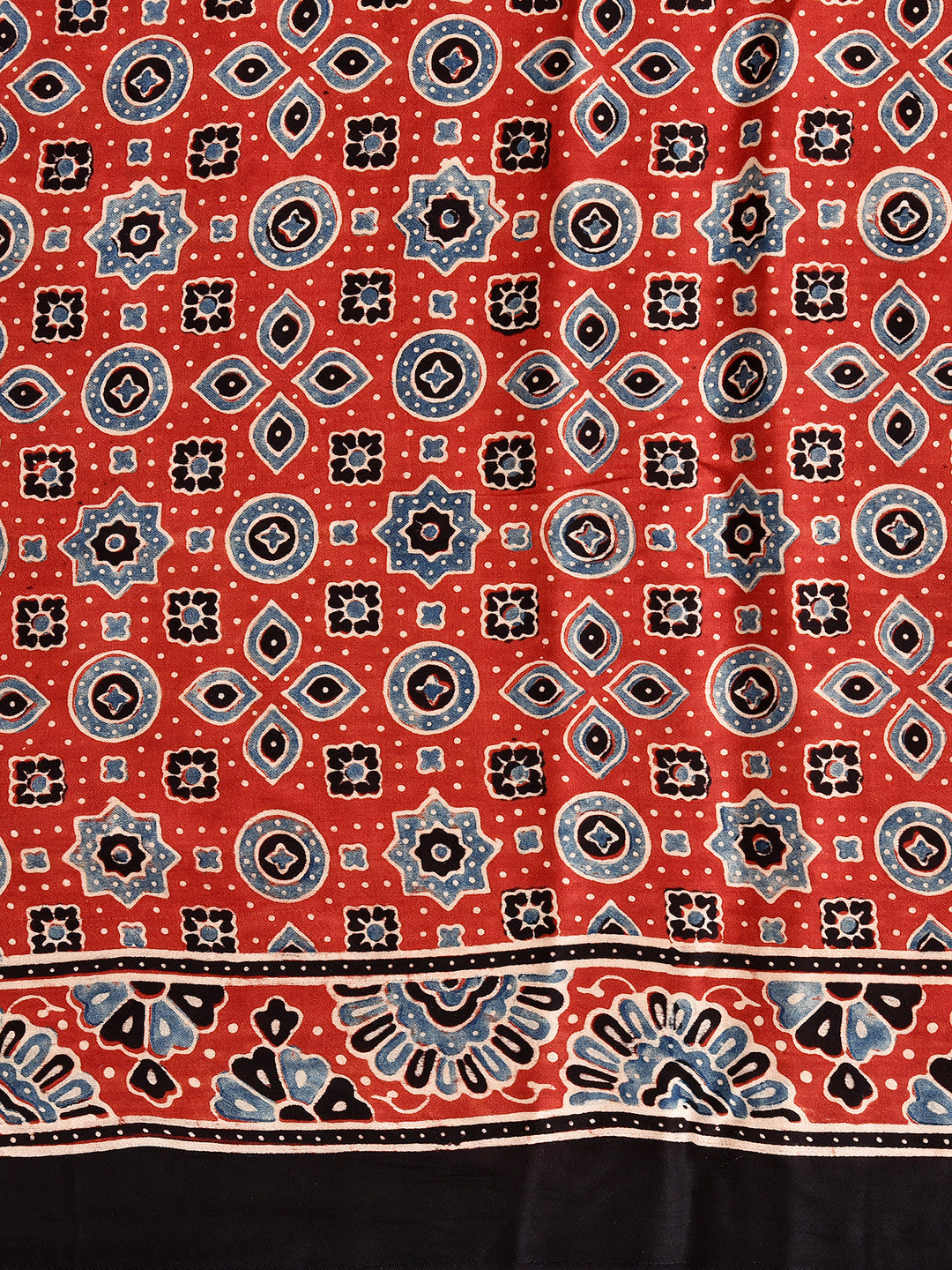 SINDHRI : AJRAKH GHARCHOLA SEMI GAJJI SILK SAREE