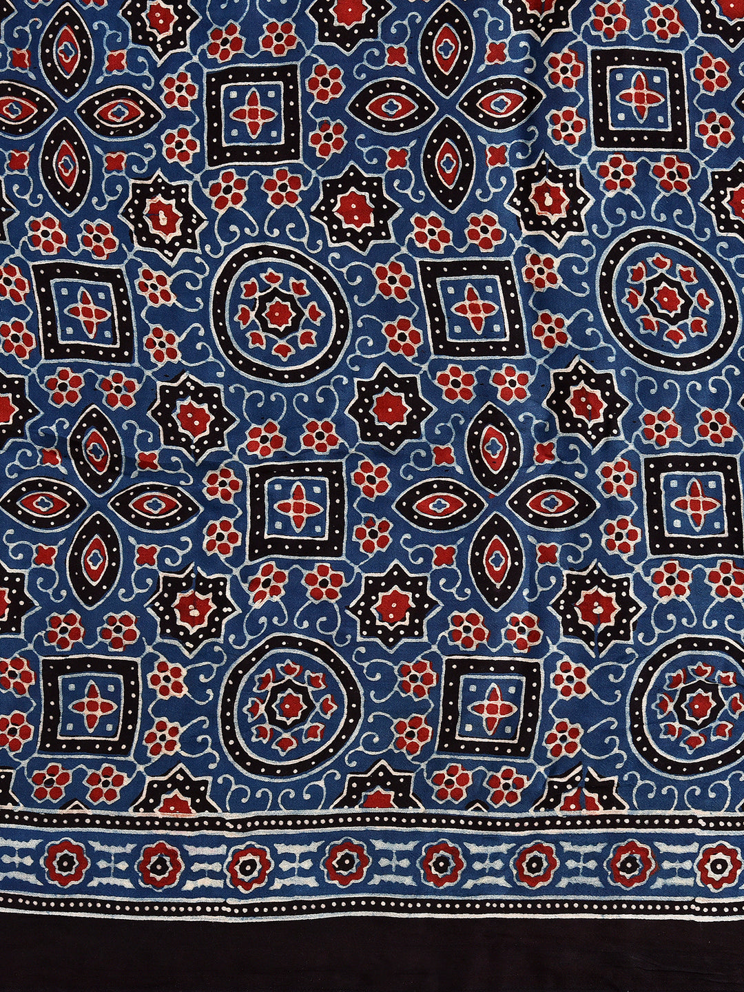 DAKSHAINI : AJRAKH GHARCHOLA SEMI GAJJI SILK SAREE