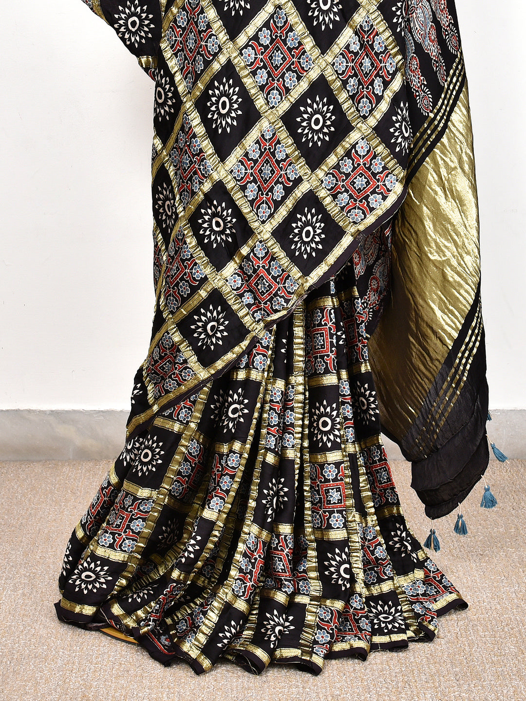 VIDHIKA : AJRAKH GHARCHOLA SEMI GAJJI SILK SAREE