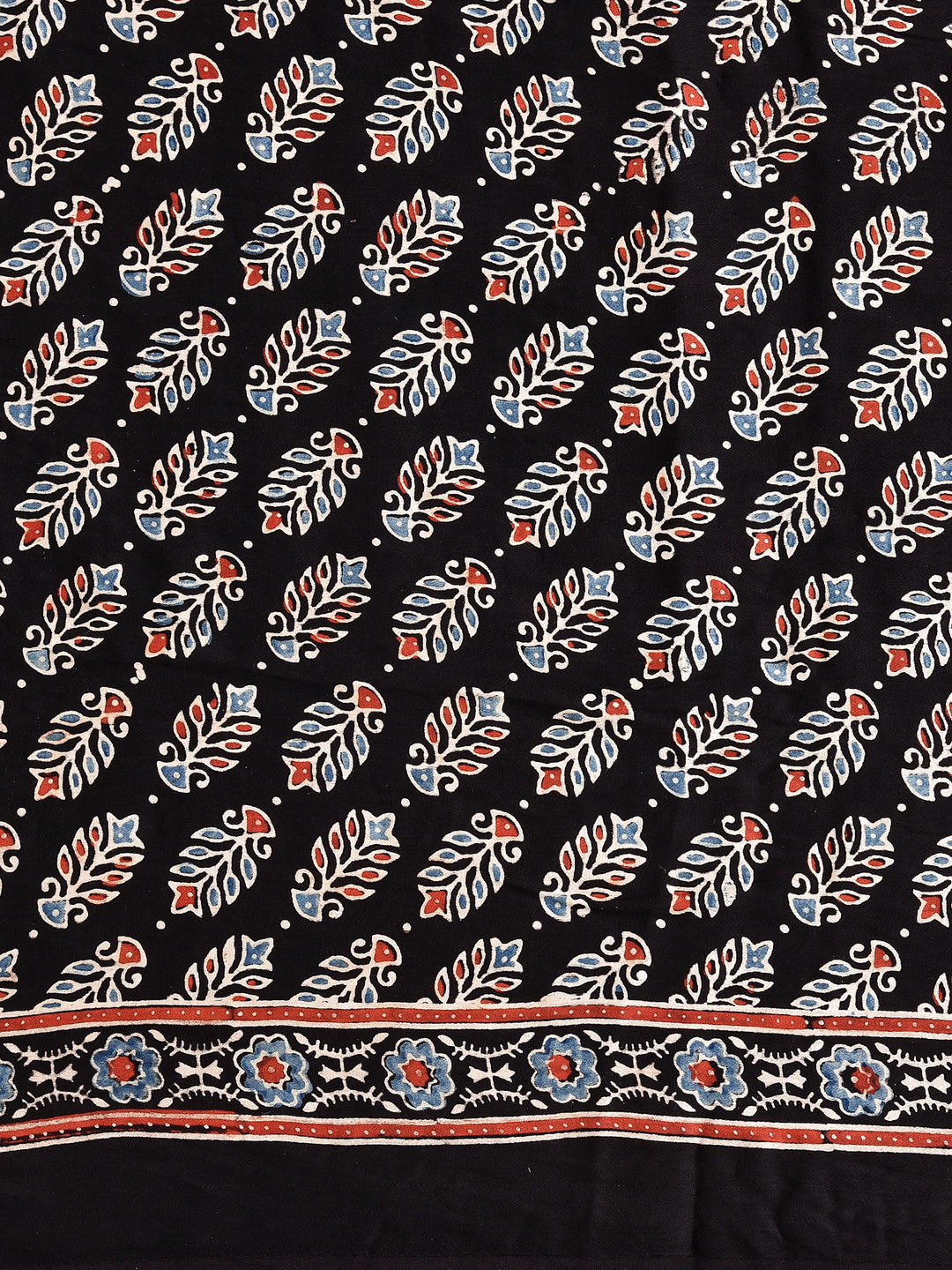 VIDHIKA : AJRAKH GHARCHOLA SEMI GAJJI SILK SAREE