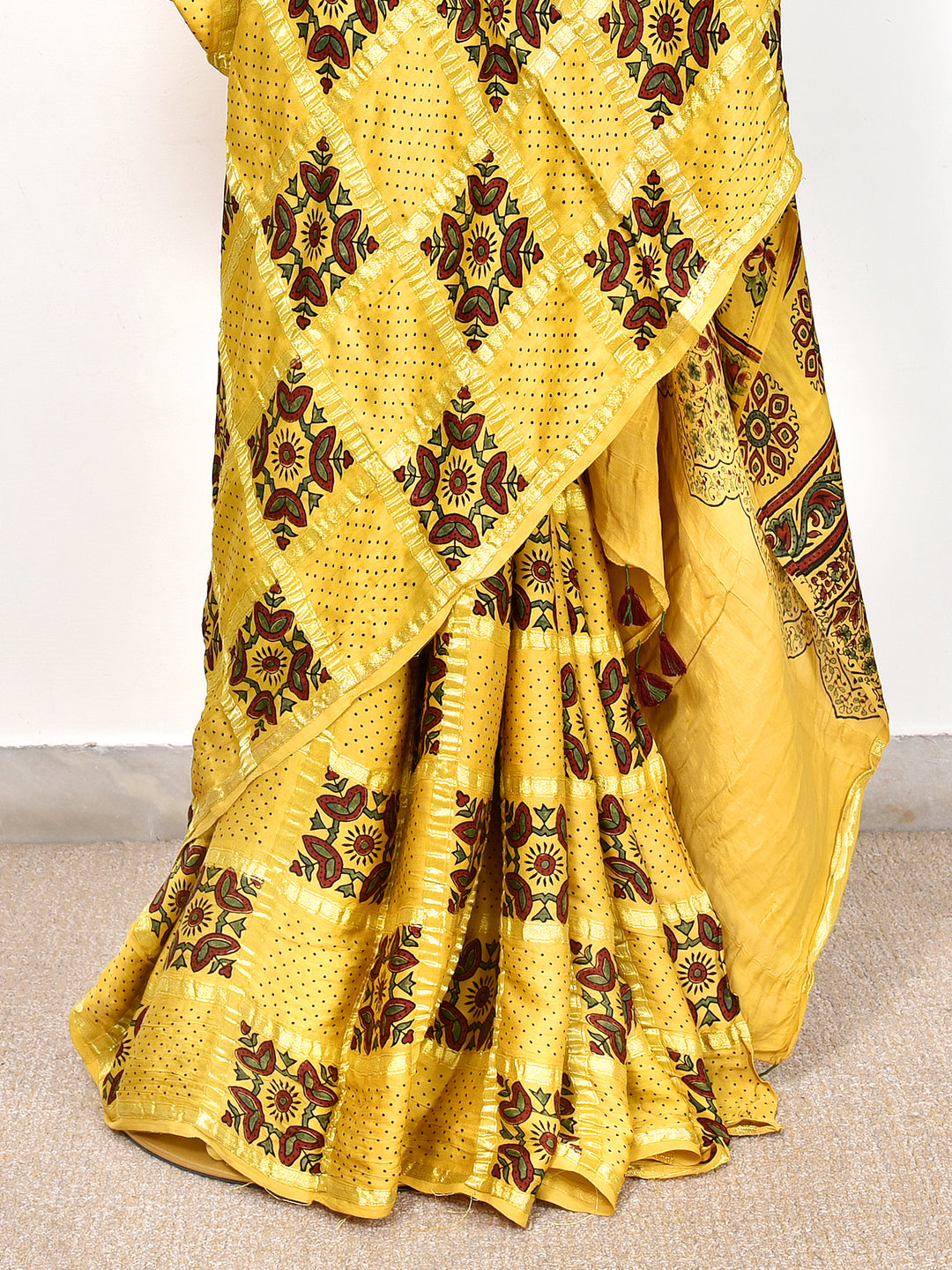 DHEERJA : AJRAKH GHARCHOLA SEMI GAJJI SILK SAREE
