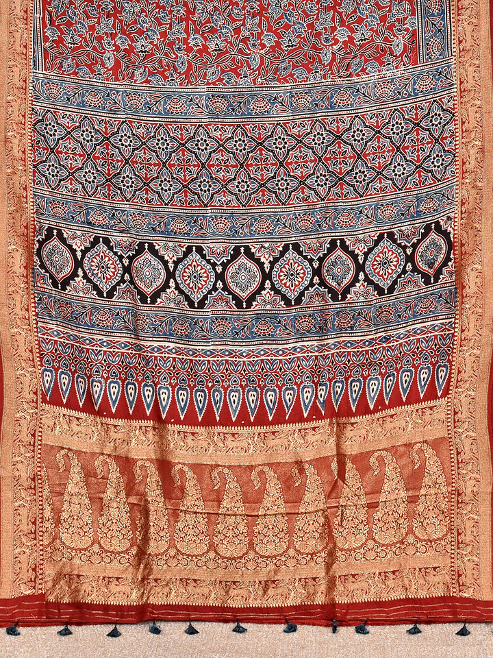 RISHIKA : AJRAKH DOLA SILK SAREE WITH NAKSHI ZARI PALLU