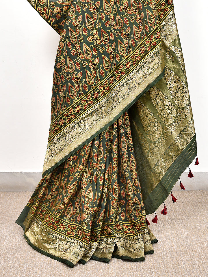 UTTARA  : AJRAKH DOLA SILK SAREE WITH NAKSHI ZARI PALLU