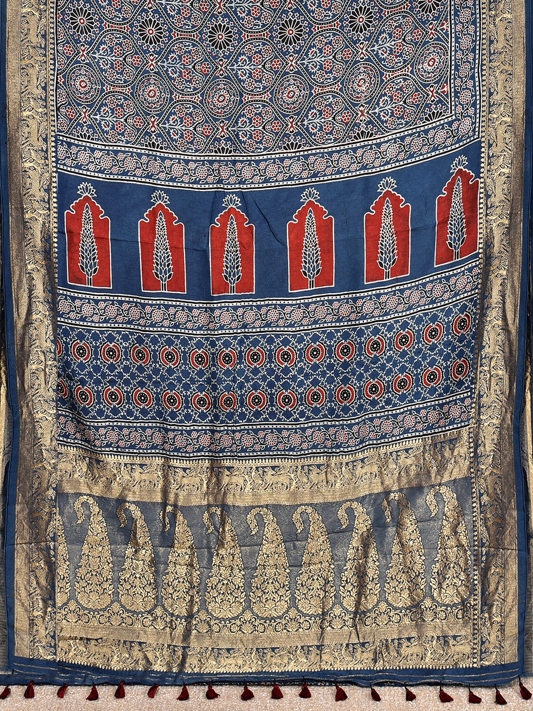 SUMAIDHA : AJRAKH DOLA SILK SAREE WITH NAKSHI ZARI PALLU