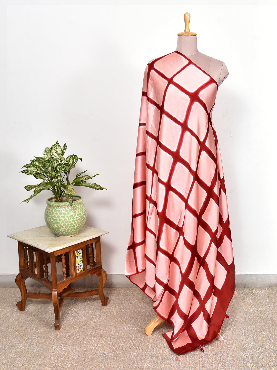 DASHI : CLAMP DYED MODAL SILK DUPATTA