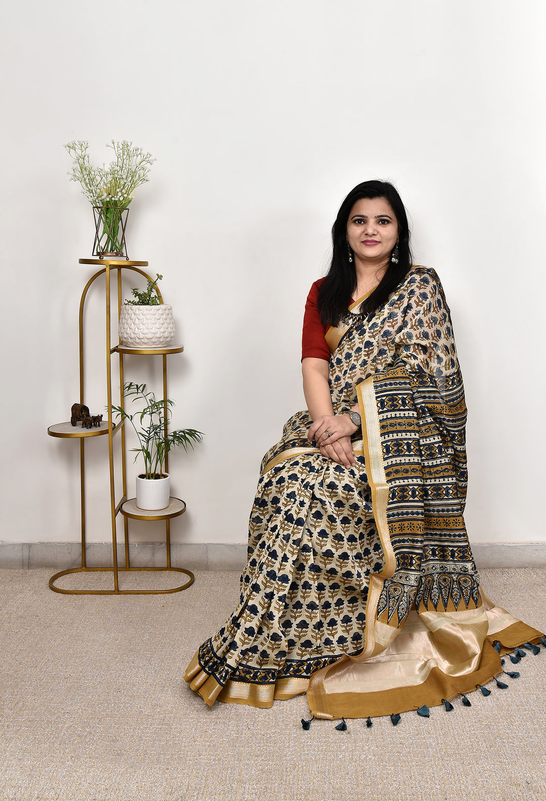 MEGHA : AJRAKH HANDBLOCK MAHESHWARI  SILK SAREE WITH TISSUE PALLU